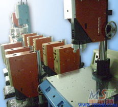 超聲波塑料嵌入機與壓塑機 原理、應(yīng)用及對比